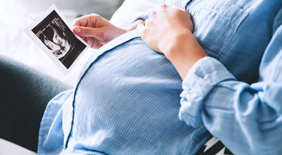 آزمایش‌های غربالگری لازم برای مادران باردار