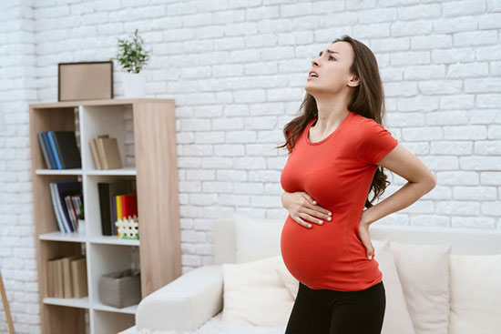 تنگی نفس در بارداری؛ علت‌ها و راهکار‌ها