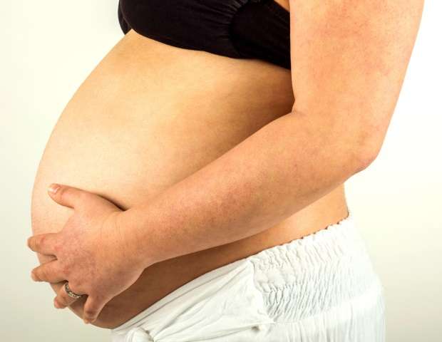 دانشمندان نشان می دهند که چگونه بارداری باعث تغییرات پیشرونده در سیستم ایمنی مادر می شود